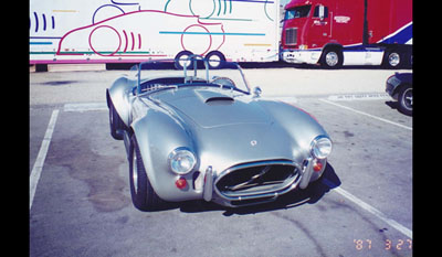 Cobra Daytona Coupe (1964 – 1965) front 3